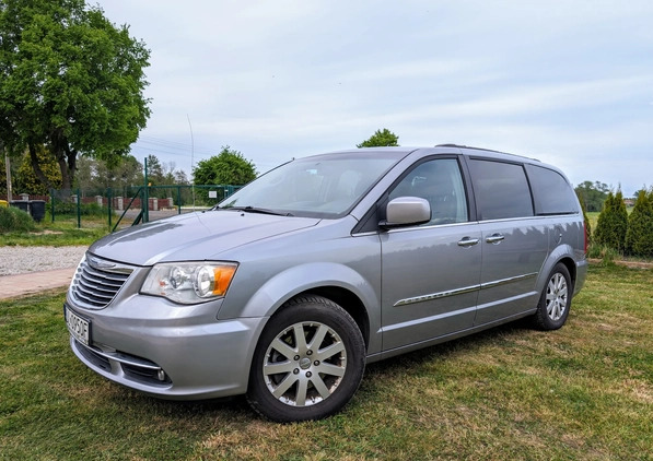 Chrysler Town &amp; Country cena 57000 przebieg: 220000, rok produkcji 2015 z Legnica małe 79